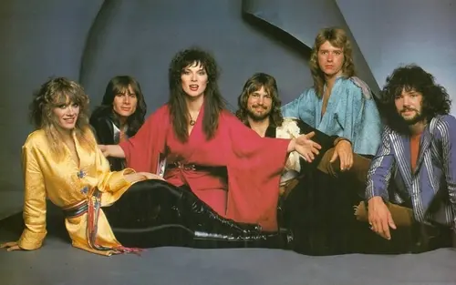 Heart - 22 LP's - 1975 - 2016